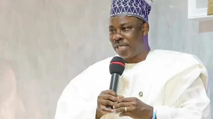 2023: Ibikunle Amosun Offically Declares His Intention To Join The Presidential Race